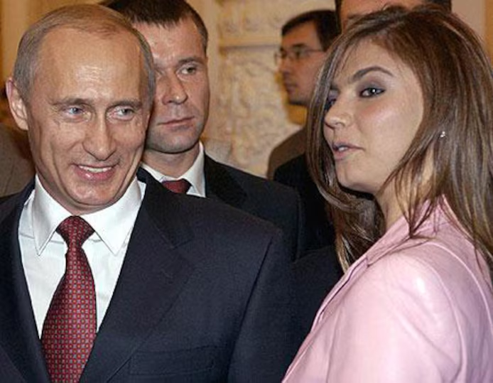 🇷🇺 Des photos du fils caché de Vladimir Poutine auraient fuité sur Telegram 2 image 228