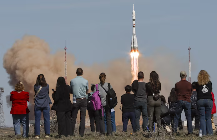 🚀 Décollage du Soyouz MS-27 vers l’ISS avec deux Russes et un Américain