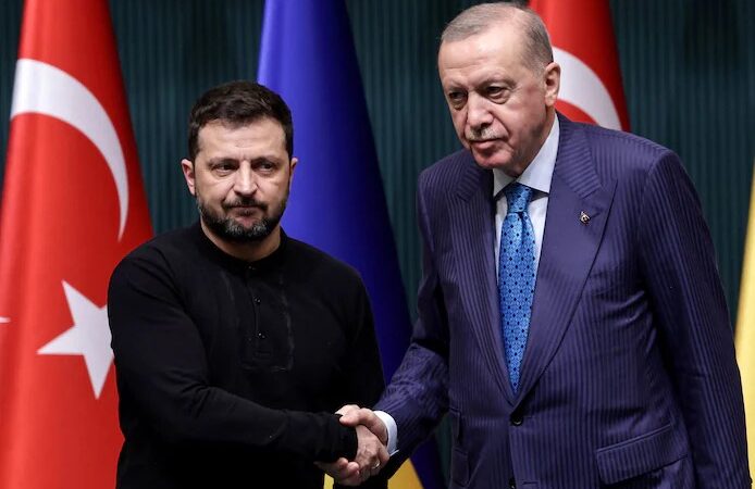 🇹🇷 Erdogan évoque un “tournant historique” pour mettre fin à la guerre en Ukraine