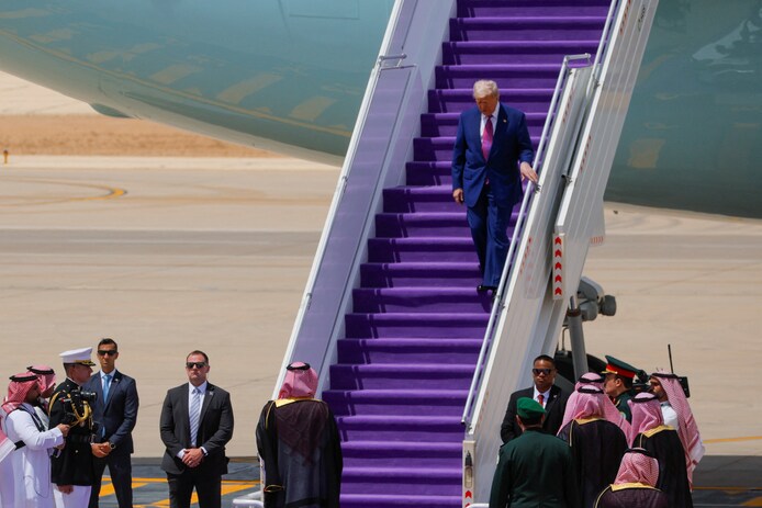 🇸🇦 Donald Trump entame sa tournée dans le Golfe par une visite en Arabie saoudite 5 17471239984912910411268699750358