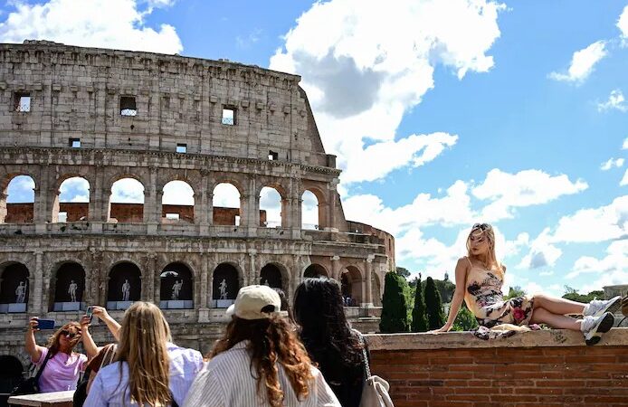 🇮🇹 Tourisme : l’Italie accueille plus de visiteurs que d’habitants, une première historique