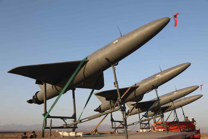🇮🇷 L’Iran présente un nouveau missile balistique d’une portée de 1.200 kilomètres 1 🇮🇷 L’Iran présente un nouveau missile balistique d’une portée de 1.200 kilomètres