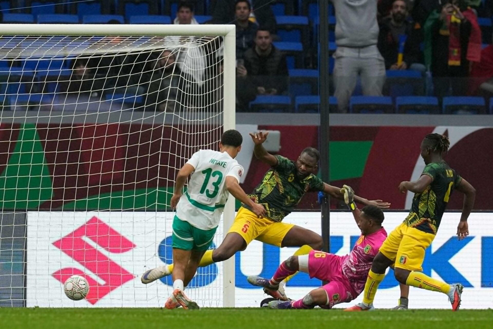 Mi-temps : le Sénégal assomme le Mali : Ndiaye buteur, Bissouma voit rouge ! 6 image 3 6